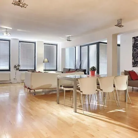 Apartmentsapart 3*