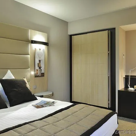 Hotel Novotel Brussels Centre Midi 4*