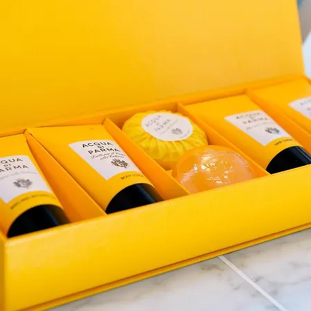 ゲストハウス レ シャンブル ドゥ マルタン