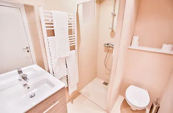 Louise Apartamento