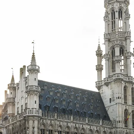 Ibis Off Grand'place Hotel 3*