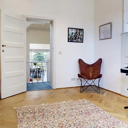 Schuman Luxury - Europea * Brüsszel