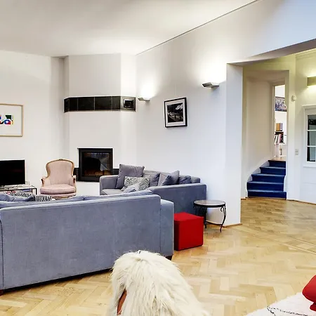 Schuman Luxury - Europea *