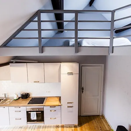 Schuman Square - Eu Apartman