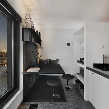 Апартаменты Mini Loft Ulb Delta Area With Terrace Брюссель