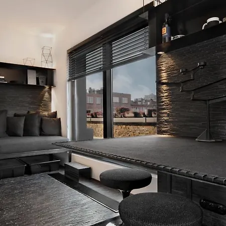 Mini Loft Ulb Delta Area With Terrace *
