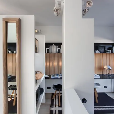 Mini Loft Ulb Delta Area With Terrace * Брюссель