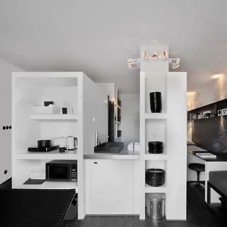 Mini Loft Ulb Delta Area With Terrace