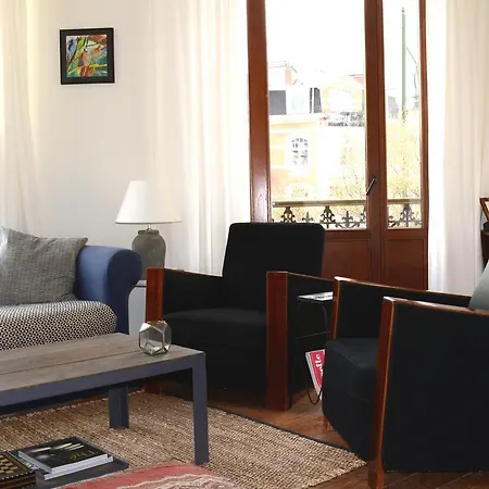 Near Horta/louise 1 Bedroom *