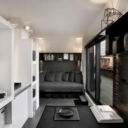 Mini Loft Ulb Delta Area With Terrace *