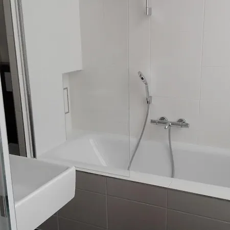 36 Brüssel
