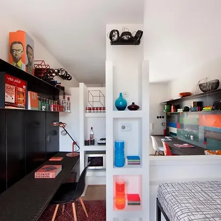 Mini Loft Ulb Delta Area With Terrace Апартаменты
