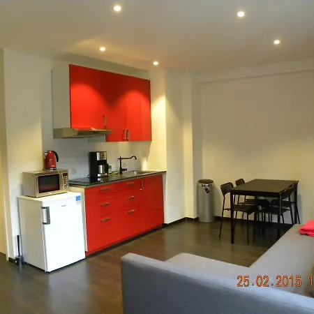 City Center Grand Place Apartment *