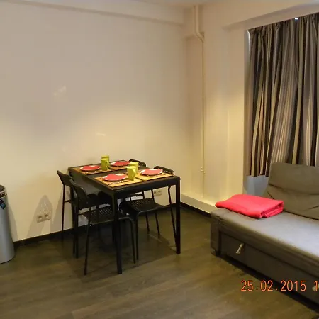 City Center Grand Place Apartment *