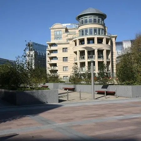 Eu Parliament's - Family Suites 4p