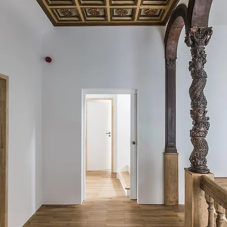 Thalie Bed & Breakfast 3*