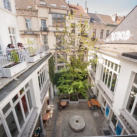 Hi Jacques Brel ブリュッセル