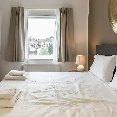 Apartment Michel Ange Halldis Brussels