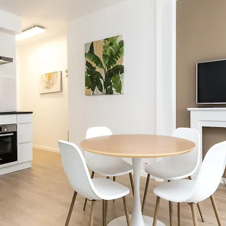 Michel Ange Halldis Apartamento