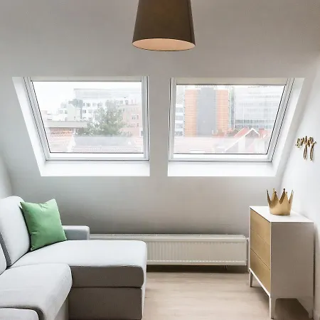 Michel Ange Halldis Apartment