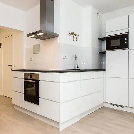 Michel Ange Halldis Apartamento Bruselas