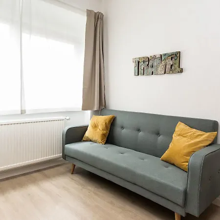 Michel Ange Halldis Apartment Brussels