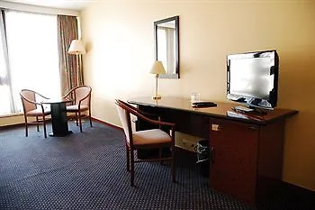 9hotel Chelton 3*