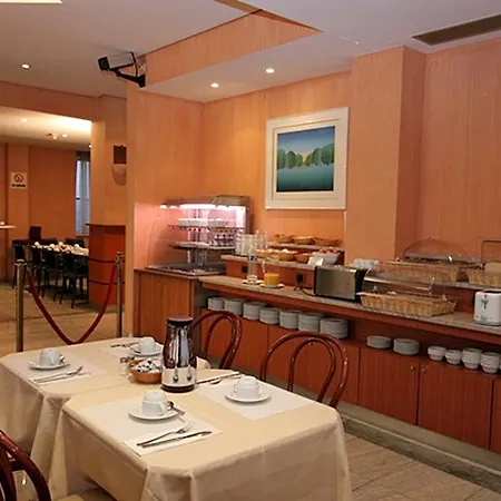 Ξενοδοχείο Aris Grand Place 3*