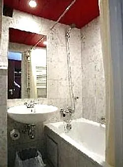 Queen Anne Hotell 3*