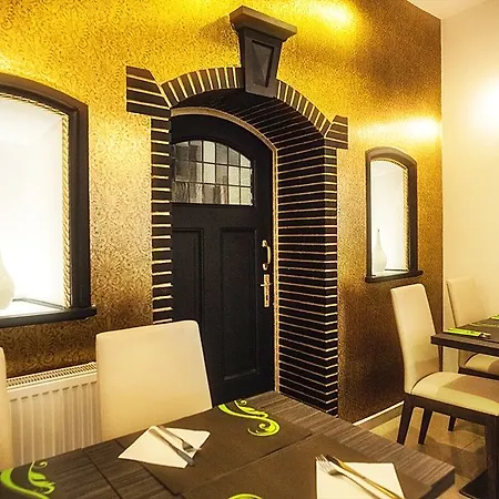 Hotel Dansaert 3*