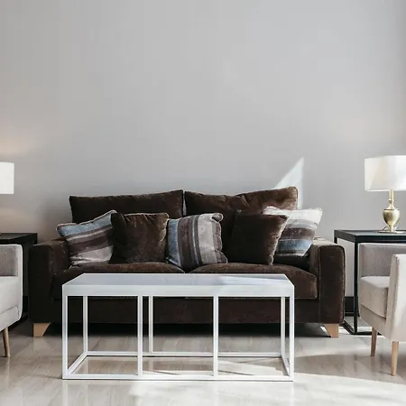 Catalonia Grand Place 酒店