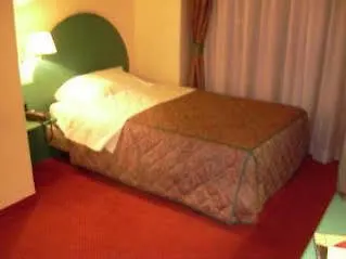 Barry Hotell 2*