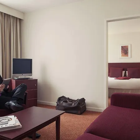 Mercure Airport 3*