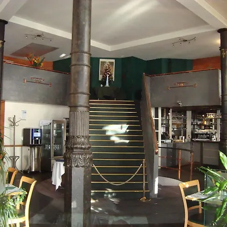 Le Dome Hotel 3*