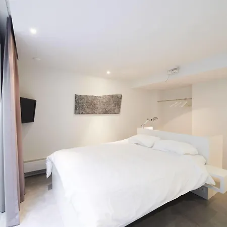 Guest house Urban 3*
