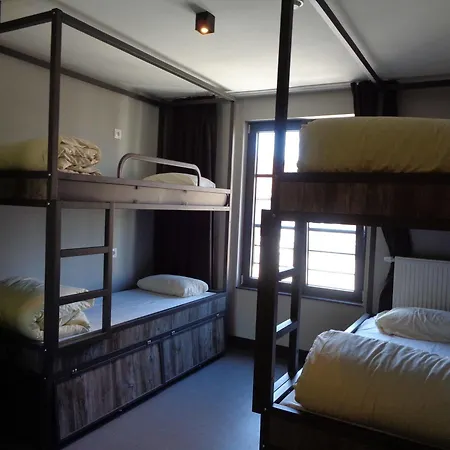 Brxxl 5 Centre Hostel *
