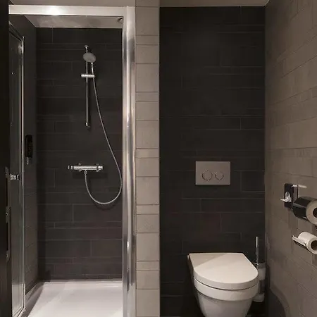 Brxxl 5 Centre