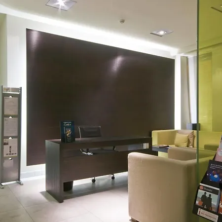 B-aparthotel Grand Place 4* Bruselas