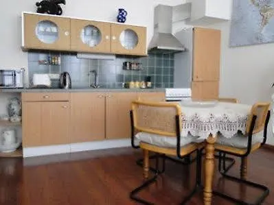 Oda ve Kahvaltı La Zarin Brüksel