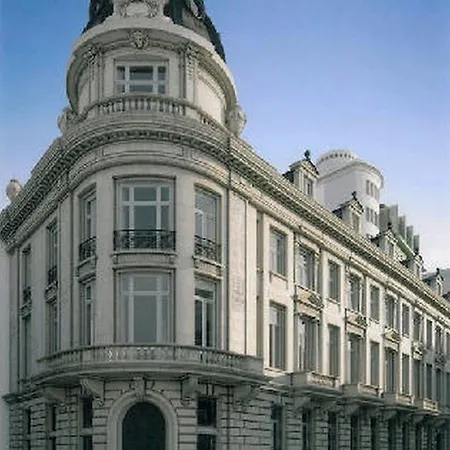 Chambon Suites 2*