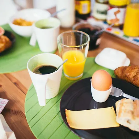 Bed & Breakfast Place Jourdan 3*