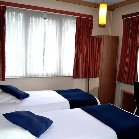 Hotel Strombeek 2*