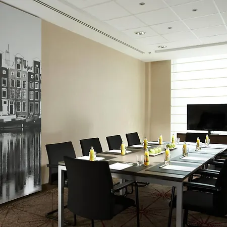 Hotel Courtyard By Marriott Brussels 4*