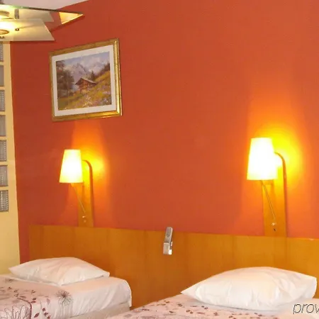 Albert Hotel 2*