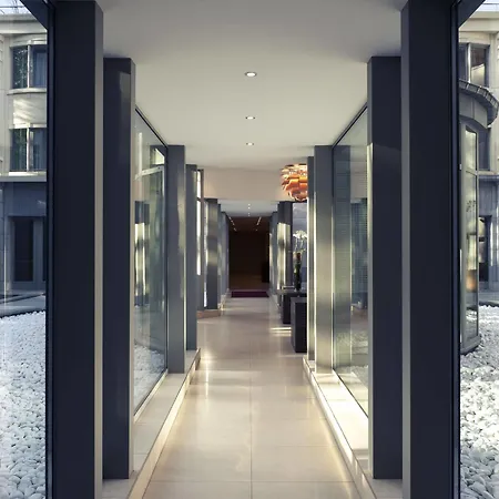Mercure Centre Midi 4*