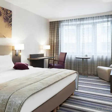 Mercure Centre Midi 4*