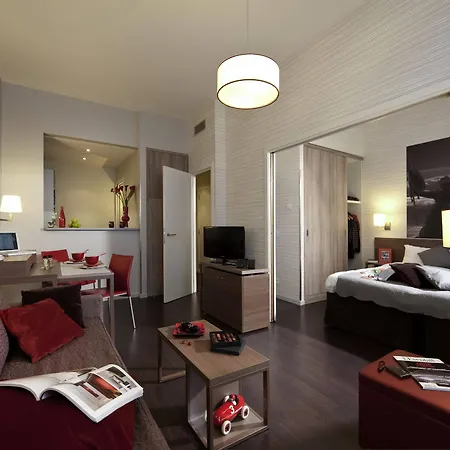 阿迪雅阁布鲁塞尔大广场公寓酒店 3*