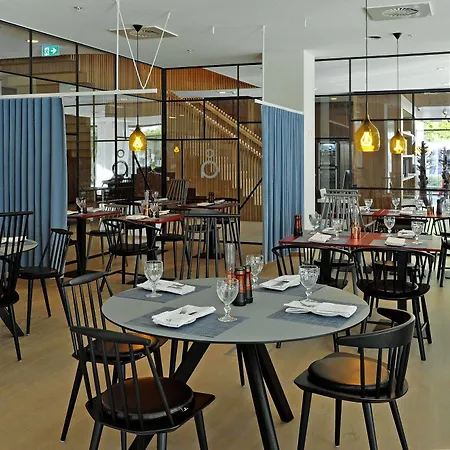 Courtyard By Marriott Eu Hotel Bruxelas
