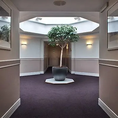 Nh カルフール ドゥ ルーロップ ホテル 4*