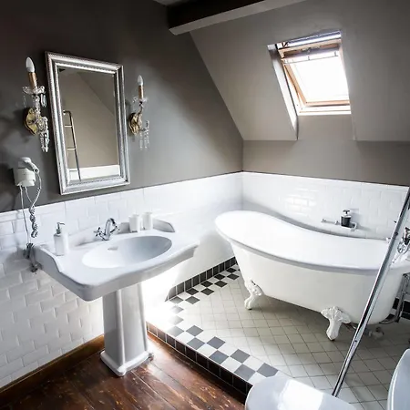 Bed & Breakfast Downtown Bxl 3*